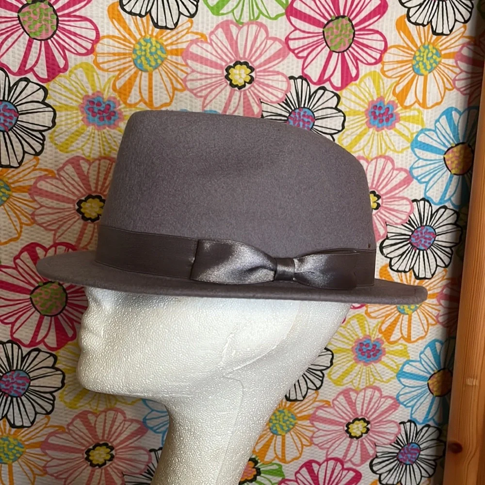 Classic small brim felt fedora - Picture 2 of 6